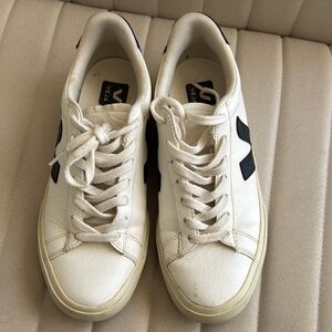 Veja White and Black Campo Sneakers size 39